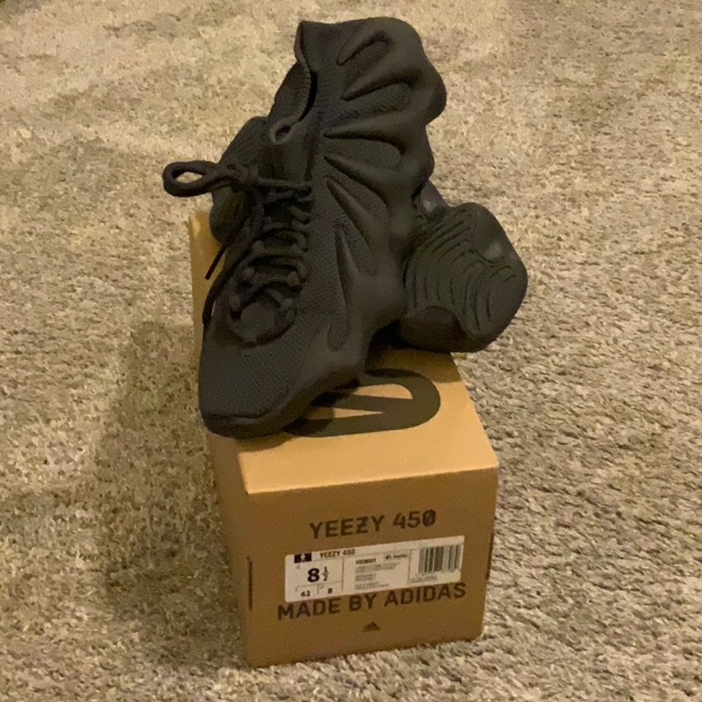 Adidas Yeezy 450 - Black